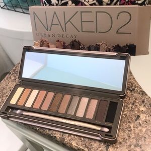 Naked 2 urban decay